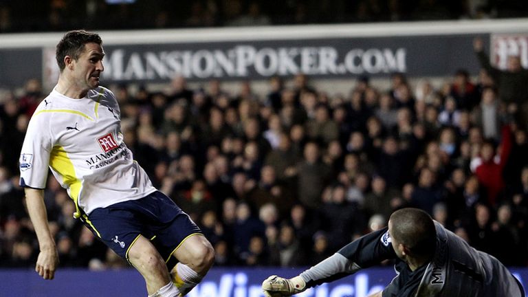 Boaz Myhill produces a superb double save to deny Robbie Keane