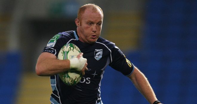 Try for Cardiff: Martyn Williams