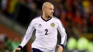 Alan Hutton: Looking to secure a permanent move away from Aston Villa