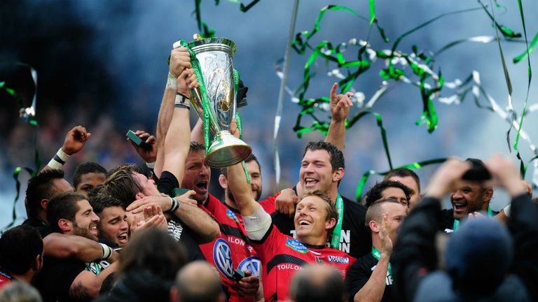 Toulon lift the Heineken Cup trophy