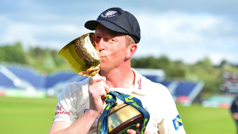 Durham captain Paul Collingwood kisses the trophy after winning the LV= County Championship Division One at the Emirates Durham ICG, Chester-Le-Street.
