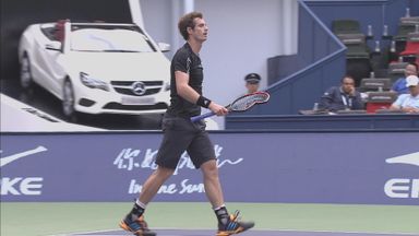 Murray smashes racquet in Shanghai