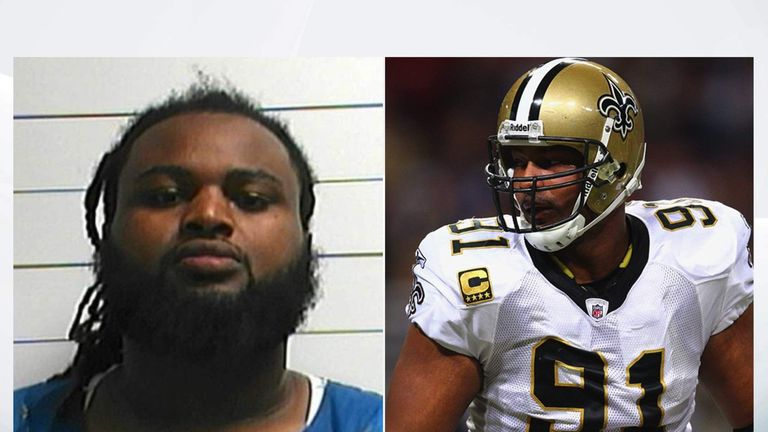 Cardell Hayes (L) and ex-NFL star Will Smith