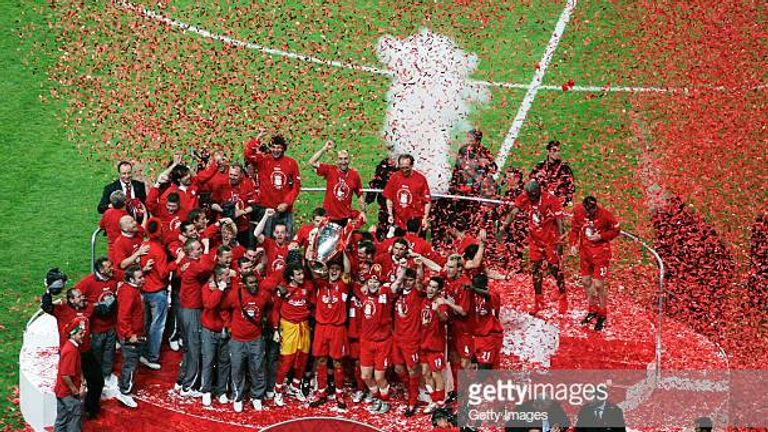ISTANBUL, TURKEY - MAY 25:  Liverpool captain Steven Gerrard lifts the European Cup after Liverpool won the European Champions League final between Liverpool and AC Milan on May 25, 2005 at the Ataturk Olympic Stadium in Istanbul, Turkey.  (Photo by 